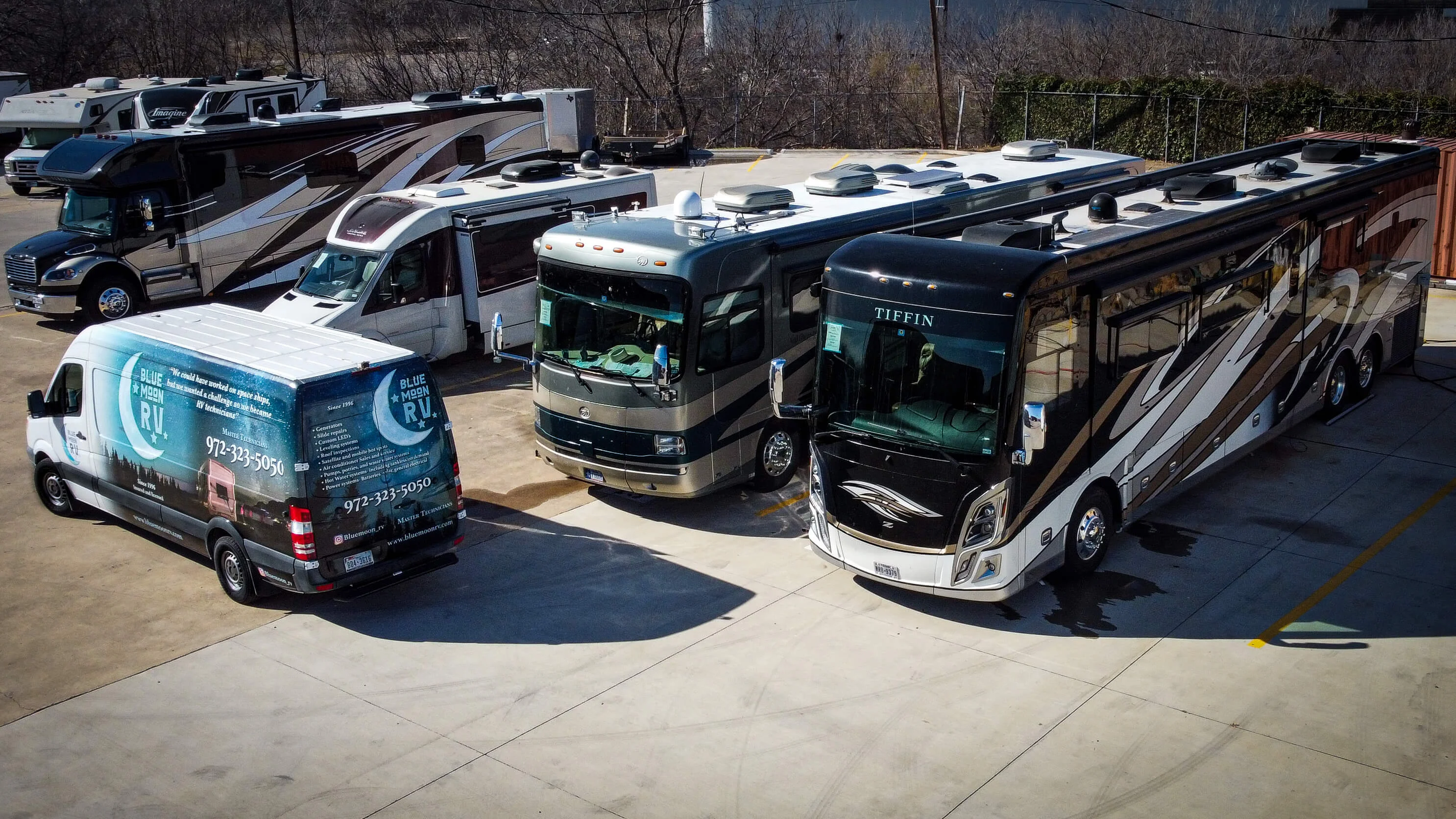 Blue Moon Mobile RV service vehicle ready for on-site repairs across North Texas