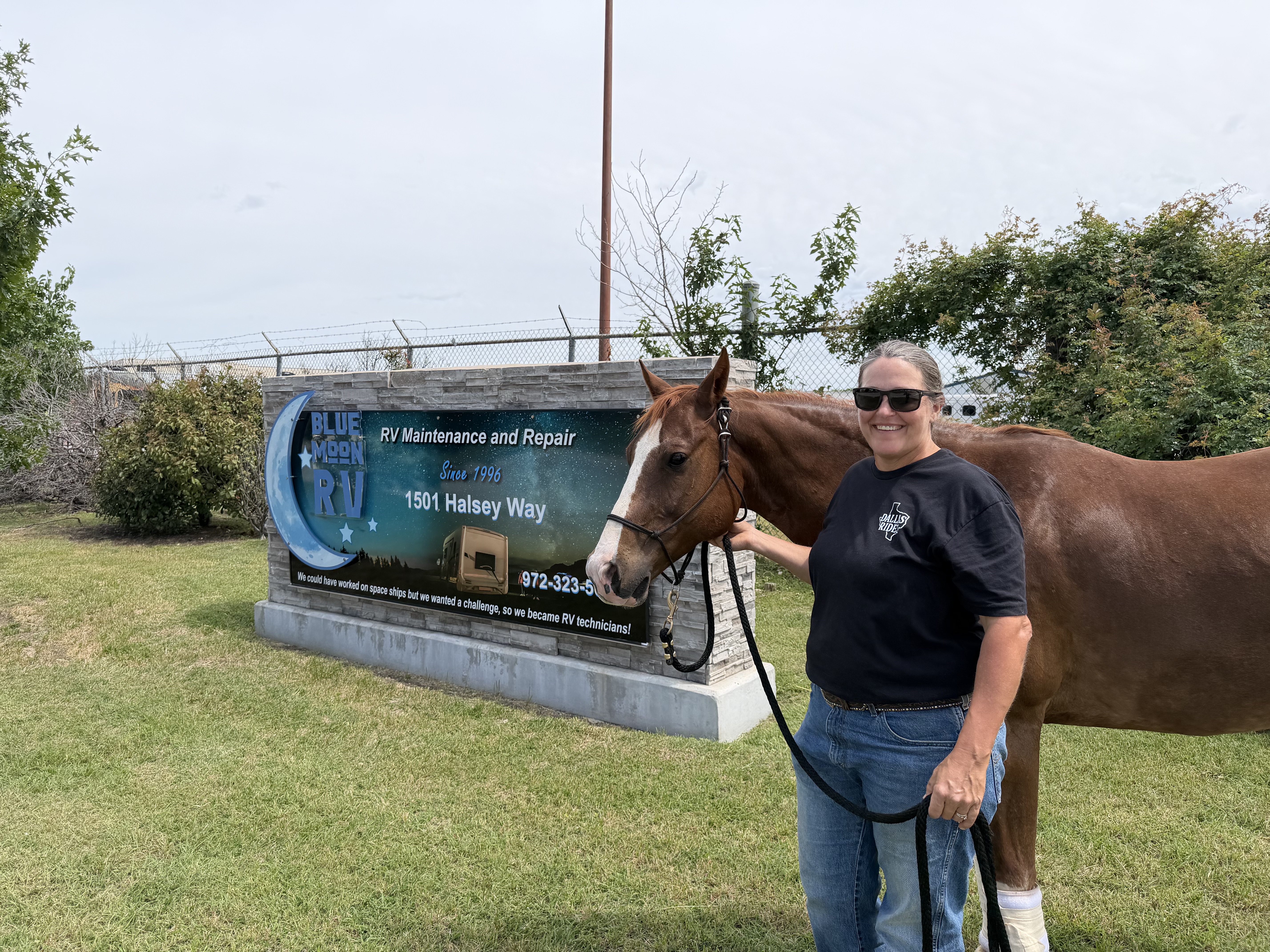 Blue Moon RV Horse Owner Visit Horse owner with her horse at the Blue Moon RV sign in Carrollton Texas