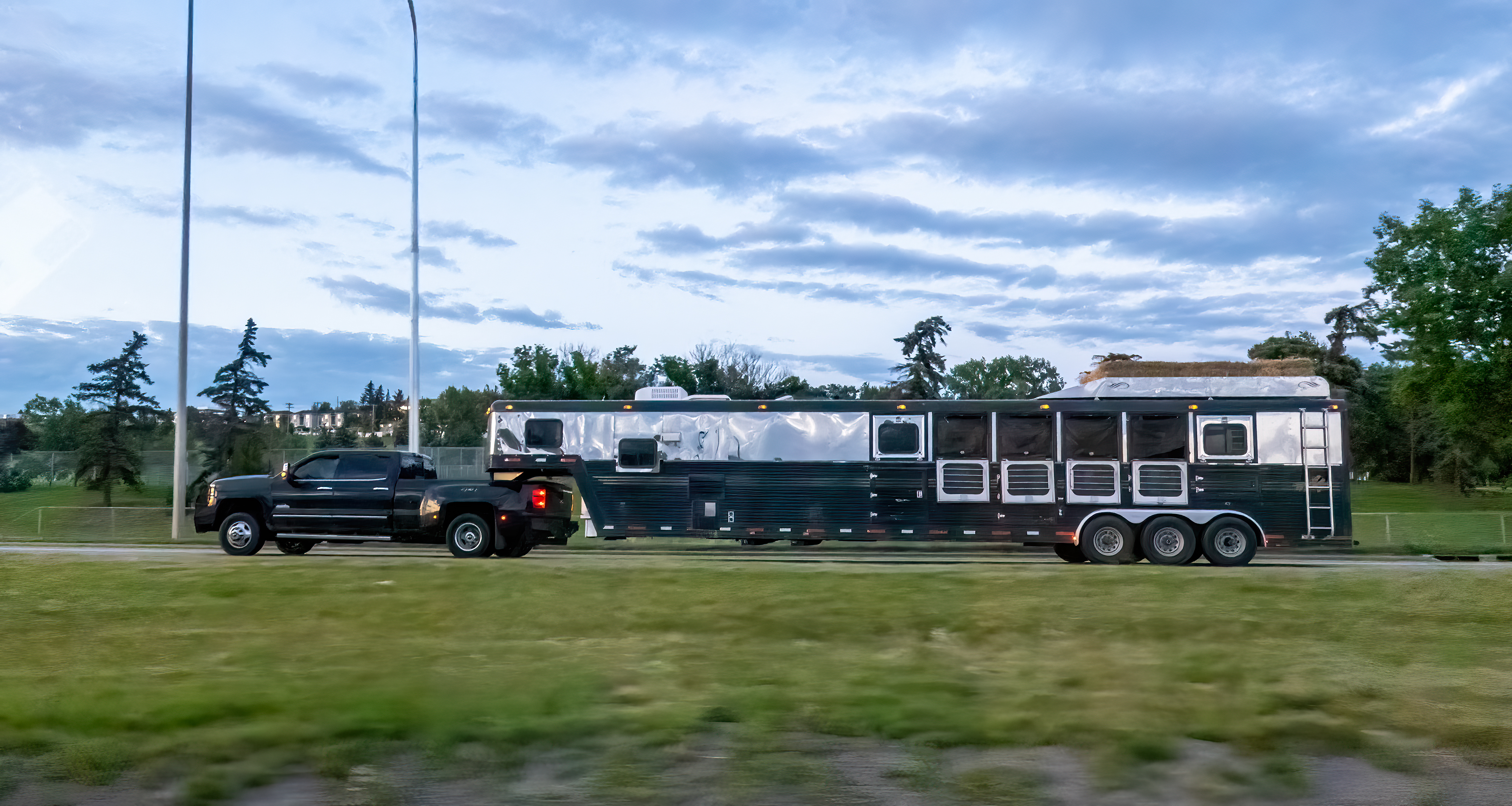 Premium Horse Trailer Rig Premium chrome horse trailer on the road