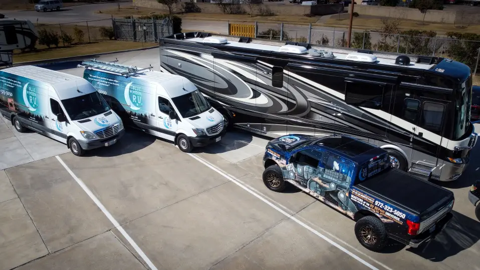Blue Moon RV team at work